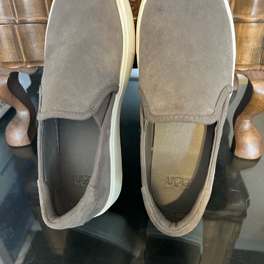 UGG  Women’s  Slip-On Shoes
